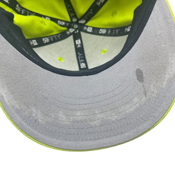 Boston Red Sox Hat New Era 59FIFTY Men's 7 1/8 Neon Green MLB - Picture 5 of 9